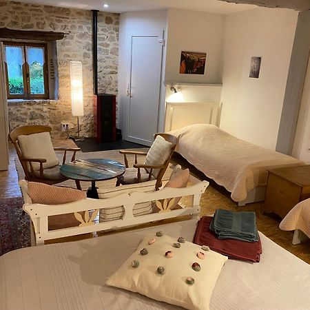 Chambre D'Hotes Les 3 Cochons D'Olt Arcambal Exterior foto