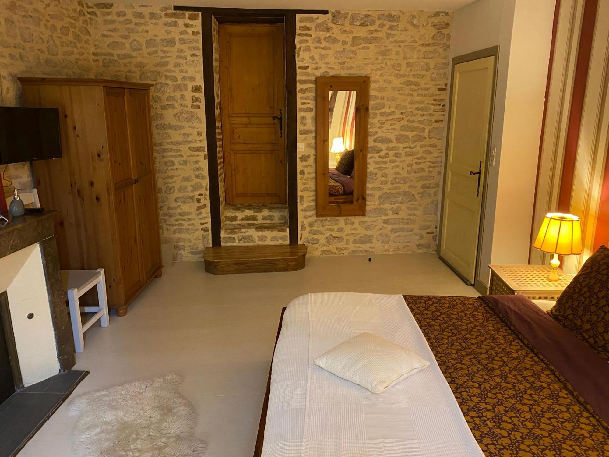 Chambre D'Hotes Les 3 Cochons D'Olt Arcambal Exterior foto