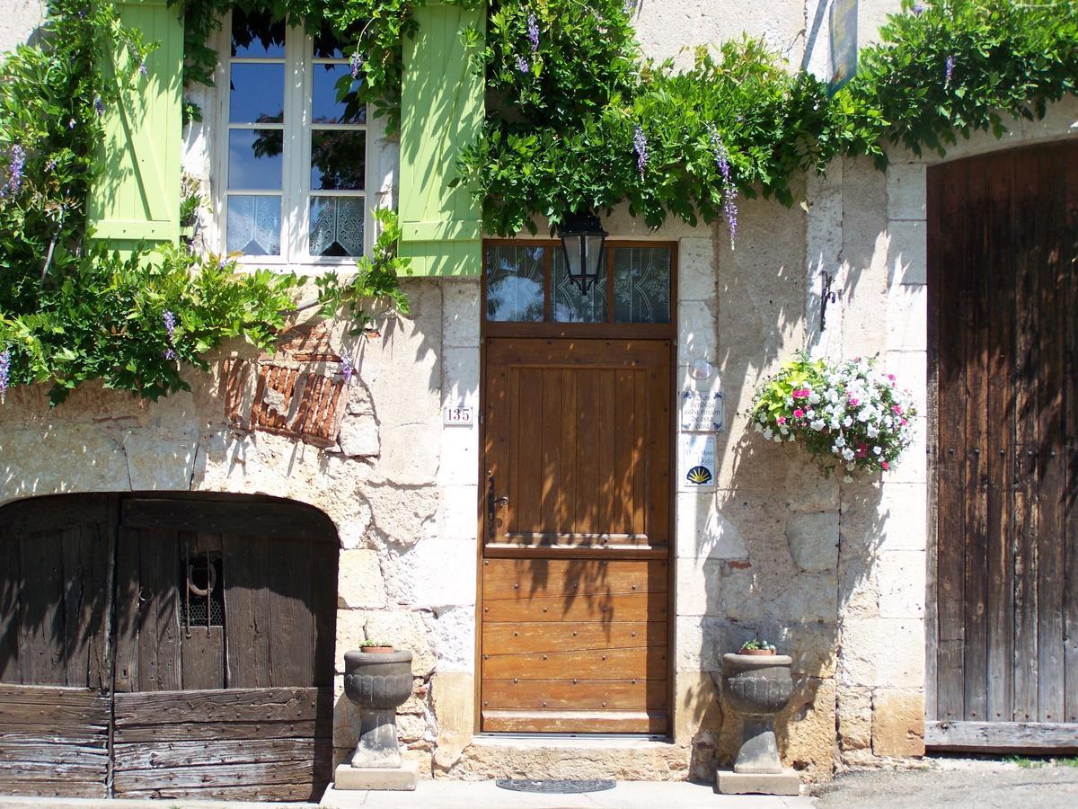 Chambre D'Hotes Les 3 Cochons D'Olt Arcambal Exterior foto